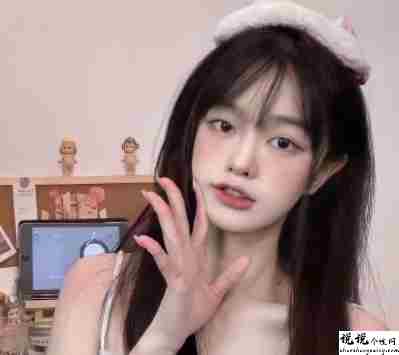 关于妆前化妆后的搞笑文案带图片 女人妆前妆后朋友圈文案11