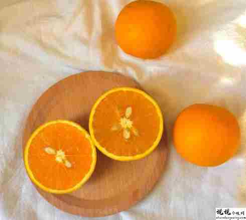 秋季摘橘子的朋友圈文案 秋季去橘子园摘橘子的唯美说说1