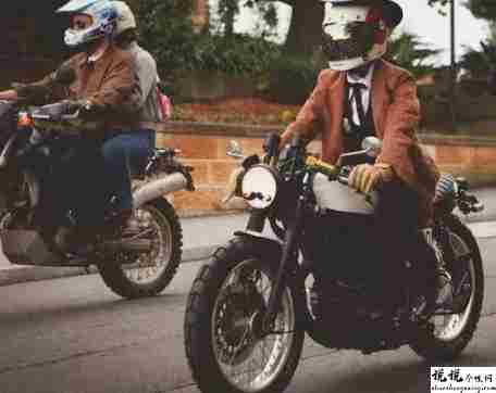 骑摩托车发朋友圈说说 骑摩托车的幽默句子1