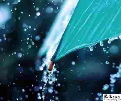讨厌下雨天的心情说说 下雨天很烦躁的文案1