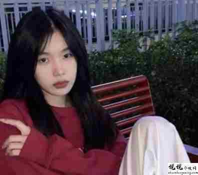 关于妆前化妆后的搞笑文案带图片 女人妆前妆后朋友圈文案10