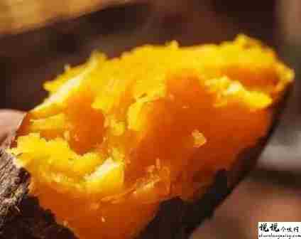 天冷吃烤红薯的句子 关于吃烤红薯的说说2