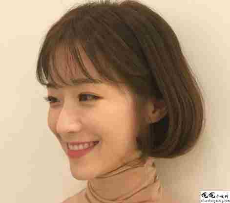 剪短发适合发朋友圈的句子 适合剪了短发的文案2