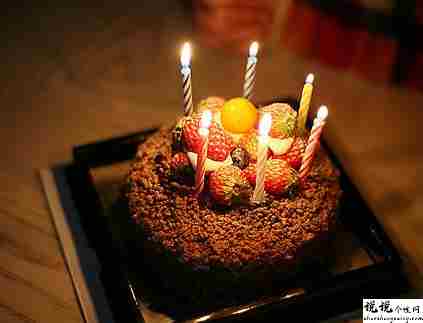 孩子一岁生日的暖心祝福语 孩子一岁生日发朋友圈的文案2